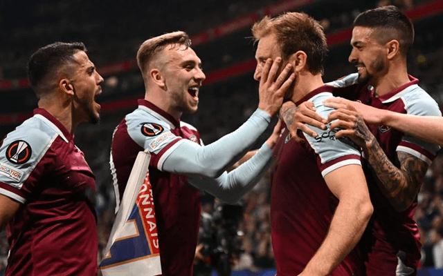 乐动官网入口 -包含西汉姆内部会议纪要流出：清晨回应争议，欧冠使命明确，细节决定成败的词条